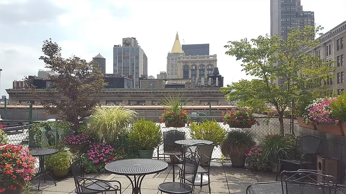 Sold by Corcoran | media 15