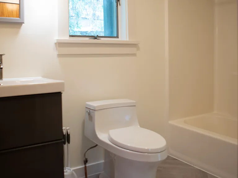 202 Floral Ave #B — Photo 7