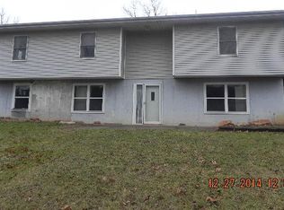 11907 Sawmill Rd, Ste Genevieve, MO 63670