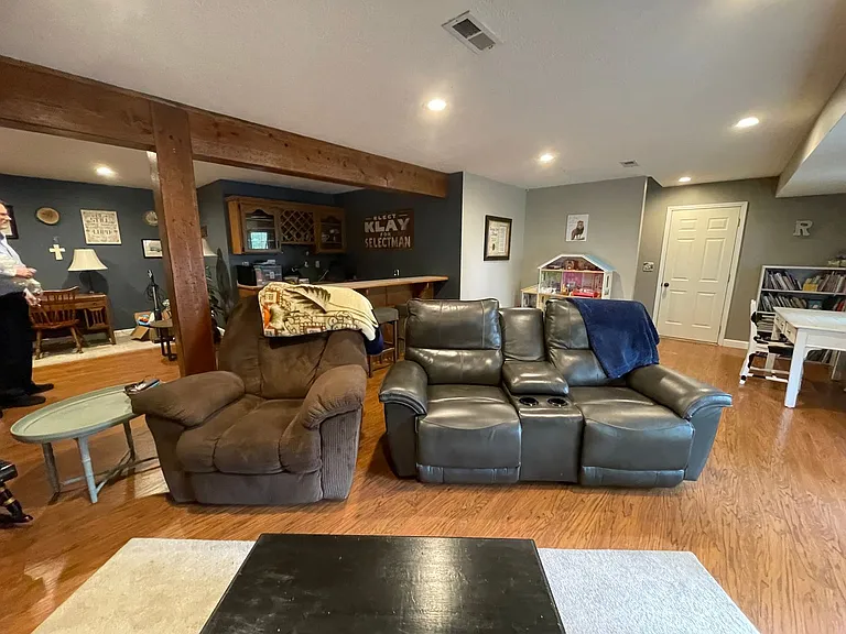 1407 S 17th Ave — Photo 37