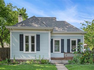 334 W Kansas St, Liberty, MO 64068