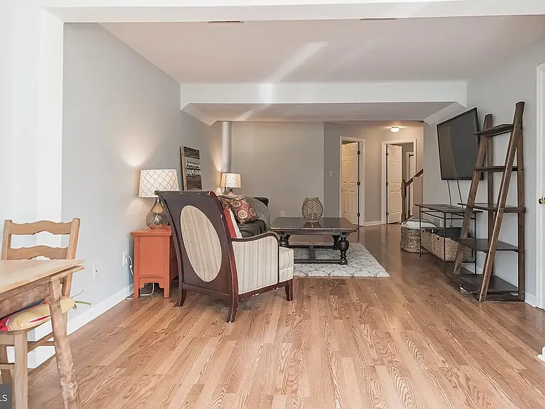 6981 Manahoac Pl — Photo 16