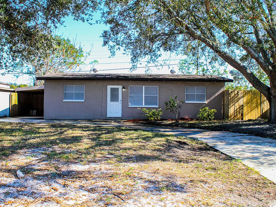 1399 Lillian Lane