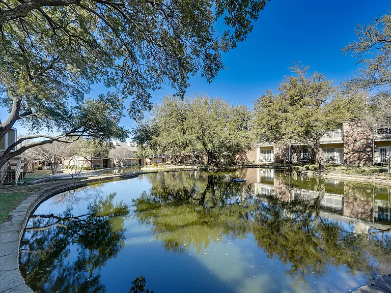 3550 Country Square Dr #409 — Photo 20