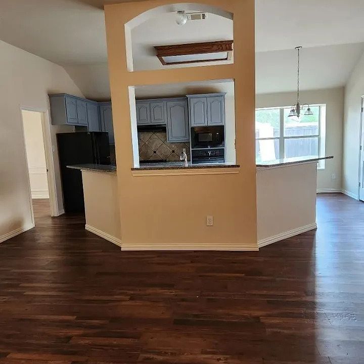 1st image of 1214 Alabama Ct