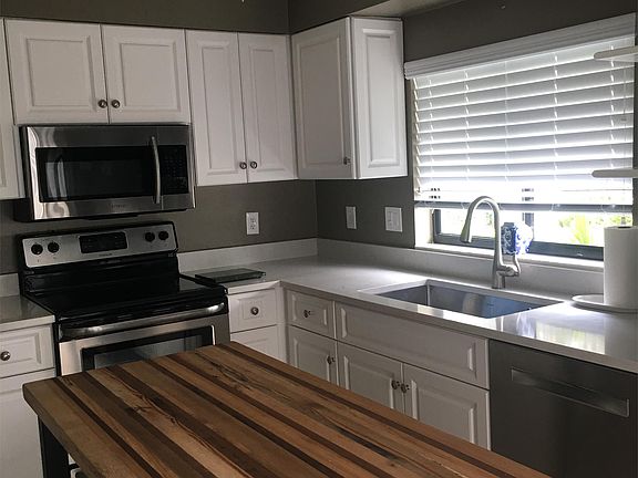2nd image of 3109 Heatherwood Ln