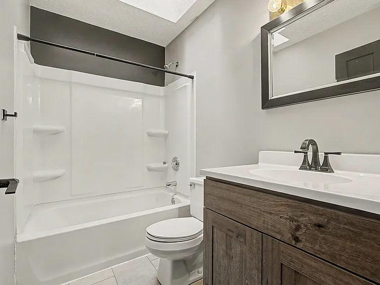 2242 Rosina Dr — Photo 33