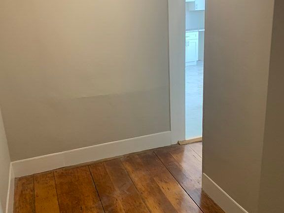 5th image of 40-42 School St