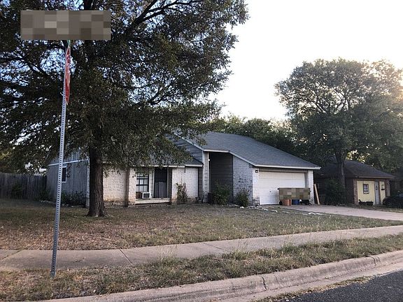 3rd image of 1910 Bienville St