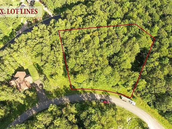 4th image of 33 Winding Estates Dr