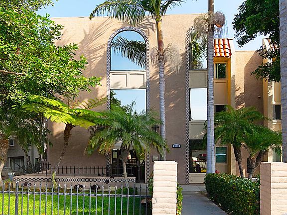 2nd image of 4368 Temecula St Unit 105