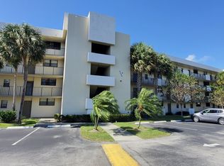 2460 Deer Creek Country Club Blvd APT 302, Deerfield Beach, FL 33442