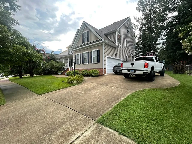 2880 Patriots Landing Dr — Photo 3