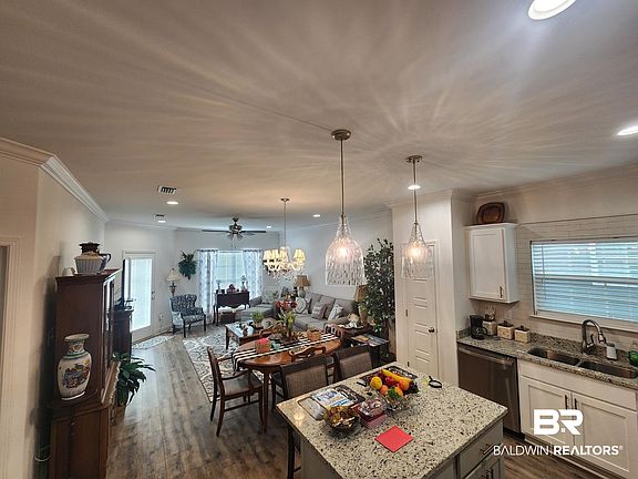3rd image of 2651 S Juniper St #2000