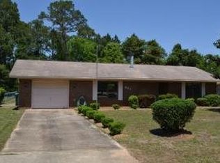 601 Lakeview St, Mary Esther, FL 32569