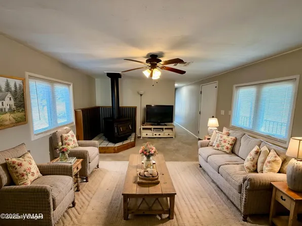 3908 S Freeman Hollow Rd, Snowflake, AZ 85937