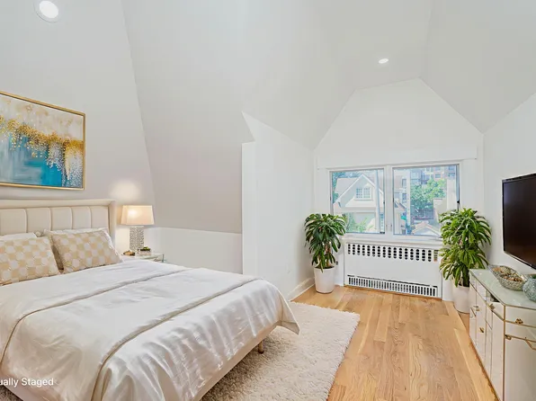 1753 East 21st Street image 39 of 49