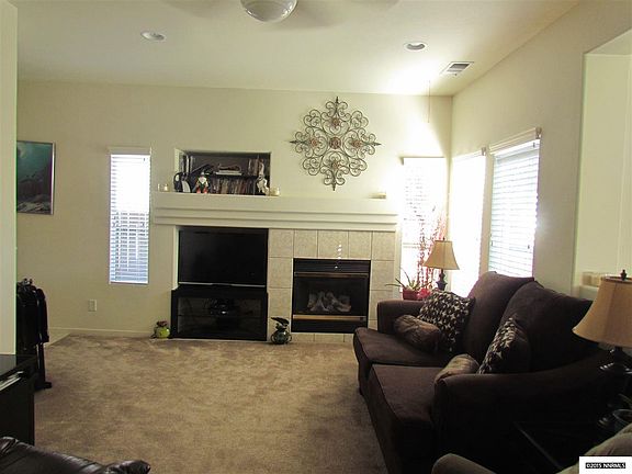 2nd image of 5450 Desert Peach Dr