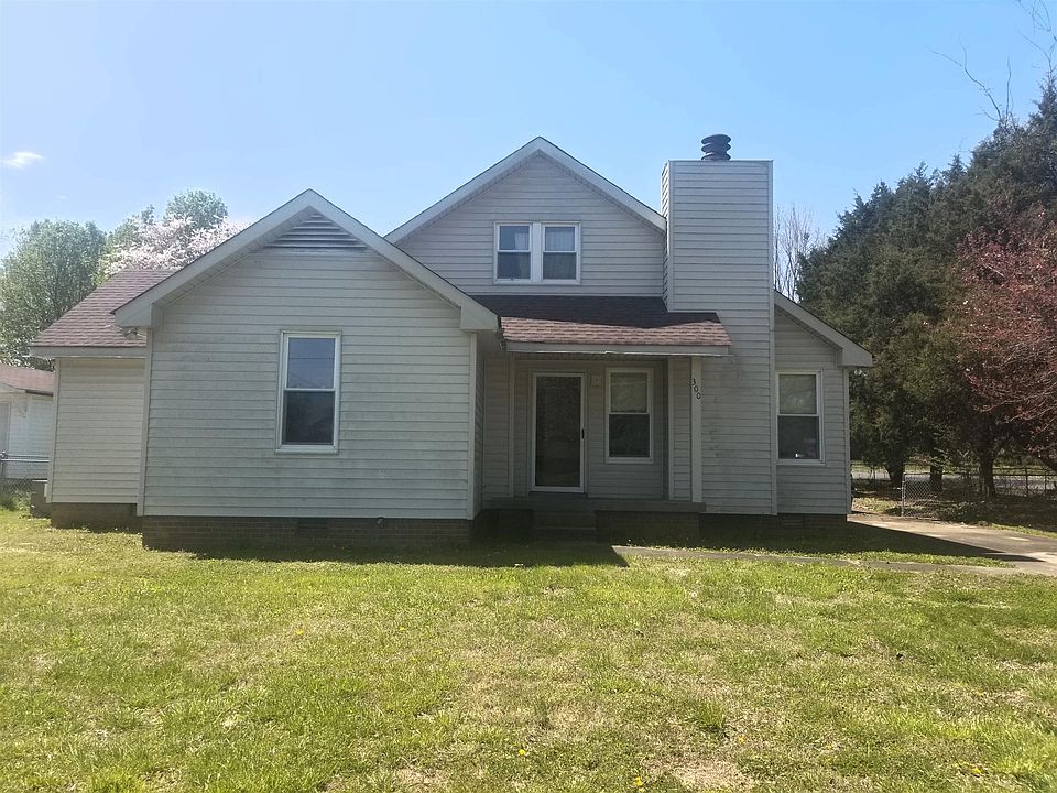 1st image of 300 Buckingham Pl