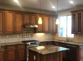 12 Brookhollow, Irvine, CA 92602