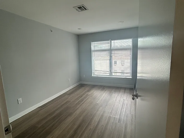 204 Rosa Parks Blvd #301 — Photo 4