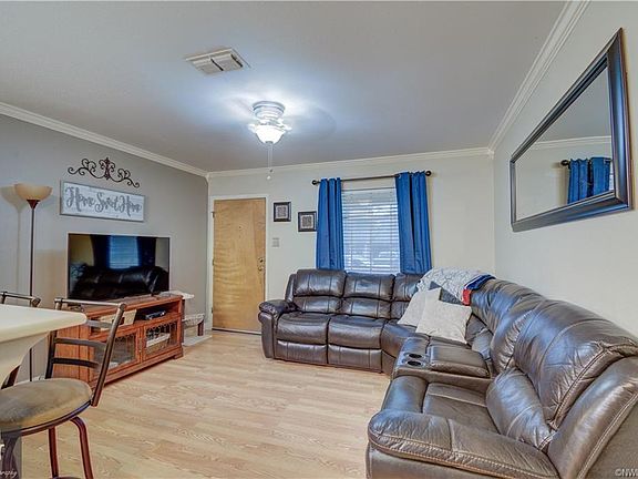 5th image of 108 Lucia Ln