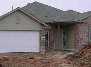 18009 Cerrado Cir, Edmond, OK 73012