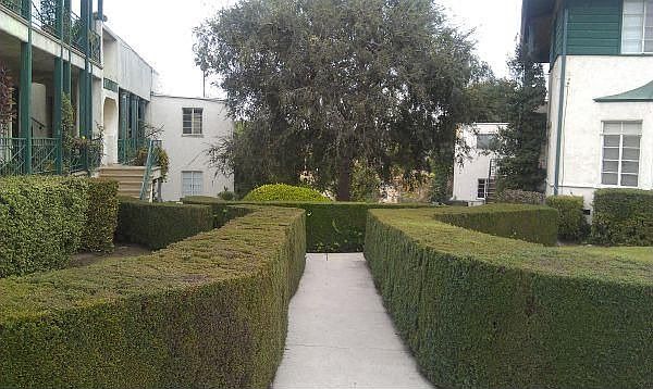 2nd image of 5636 Edgemar Ave