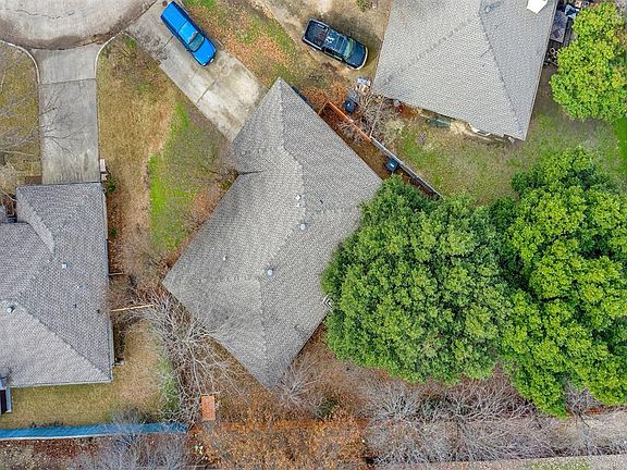 3rd image of 1112 Lawn Meadow Dr