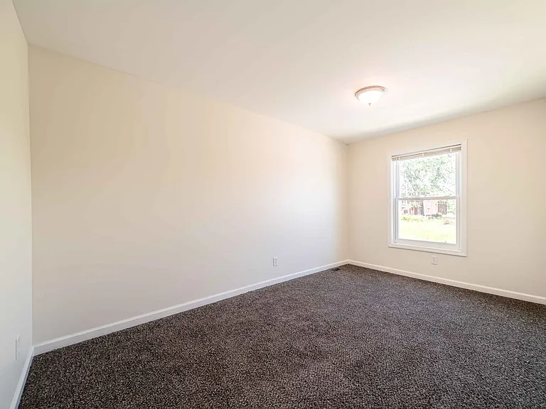 156 Leicester - FDR — Photo 13