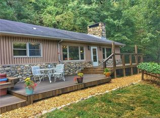 84 Edgewater Ln, Canton, NC 28716