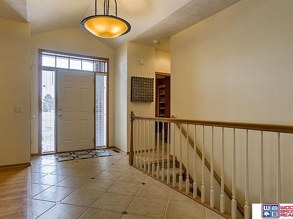 2nd image of 4951 Gleneagle Ct