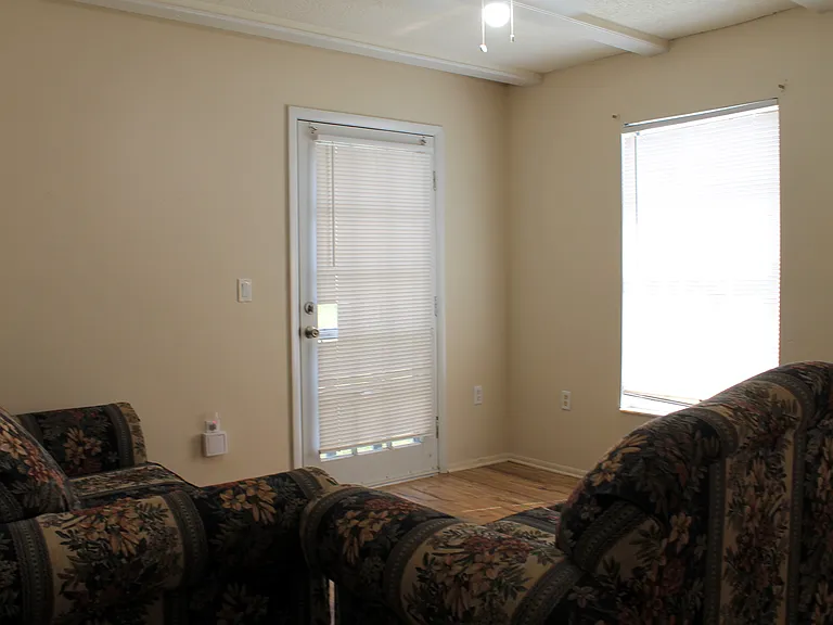 301 Edmund Ave #1A — Photo 3
