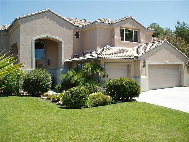 1st image of 662 Peet Pl