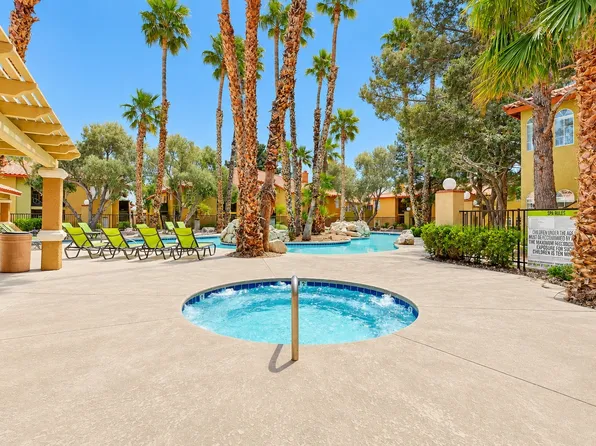 Breakers Apartments