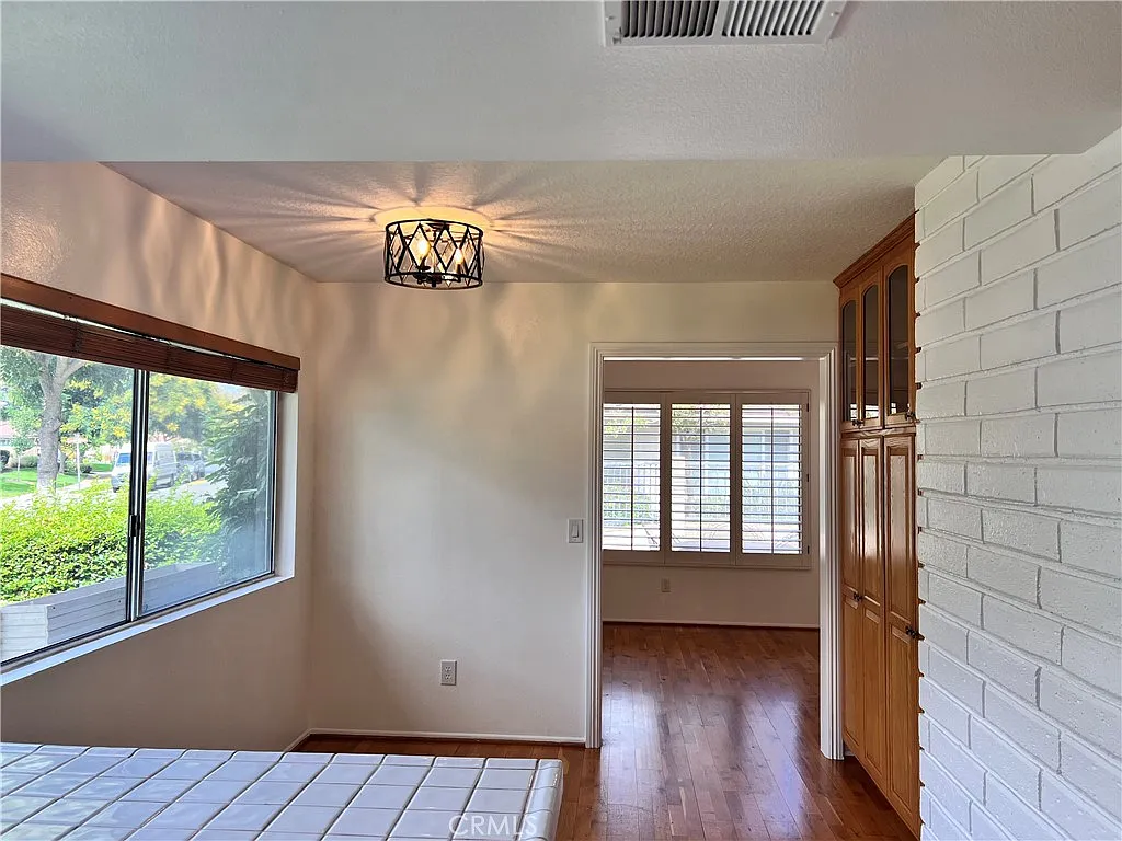 3 bed, 1532 sqft, $4,800 — Photo 3