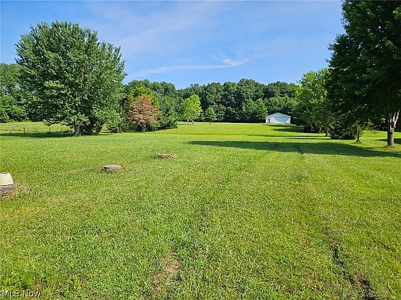 5th image of 7071 Clark Rd