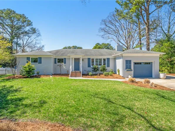 909 General Beauregard Dr, Virginia Beach, VA 23454