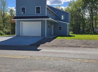 6841 Fargo Rd, Avoca, MI 48006