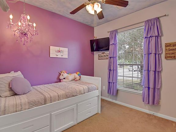 5th image of 11710 Pinemeade Ln