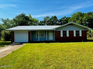 1041 Payne St, Graceville, FL 32440