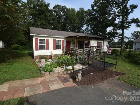 426 Dallas Stanley Hwy, Dallas, NC 28034