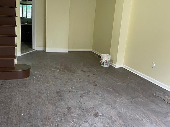 2nd image of 2508 S Fairhill St