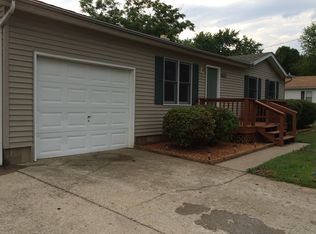 908 S Fly Ave, Goreville, IL 62939