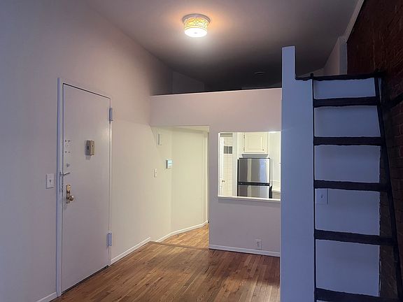 4th image of 331 E 92nd St APT 1A