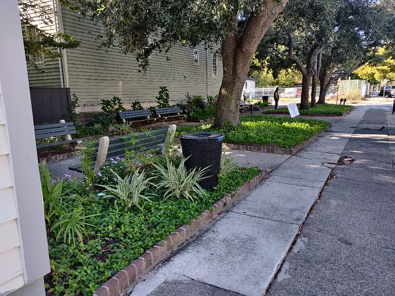 53 America St — Photo 29