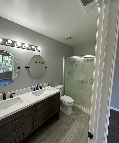 719 Blossom Ct — Photo 10