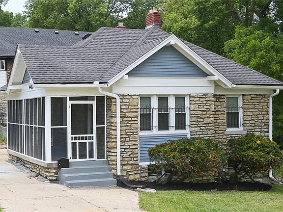 3rd image of 4402 Olive St