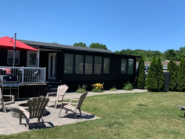 490 Empire Rd #Peb014, Pt Colborne, ON L0S 1R0