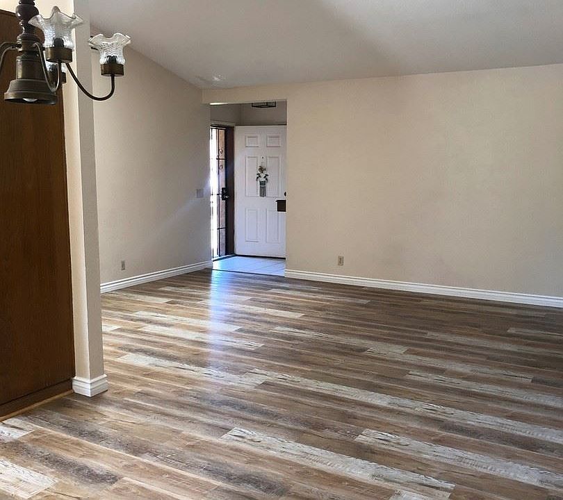 1st image of 12774 Willow Tree Ave